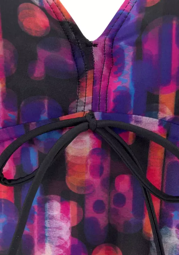 Grose Cups|LASCANA Bugel-Tankini-Top"Sensation" Schwarz-Bedruckt