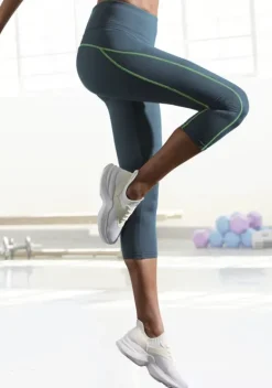 LASCANA ACTIVE Nachhaltige Homewear<Caprileggings"-Sporthose"