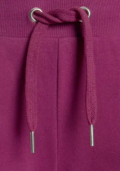 Nachhaltige Homewear|Bench. Sweatshorts Beere